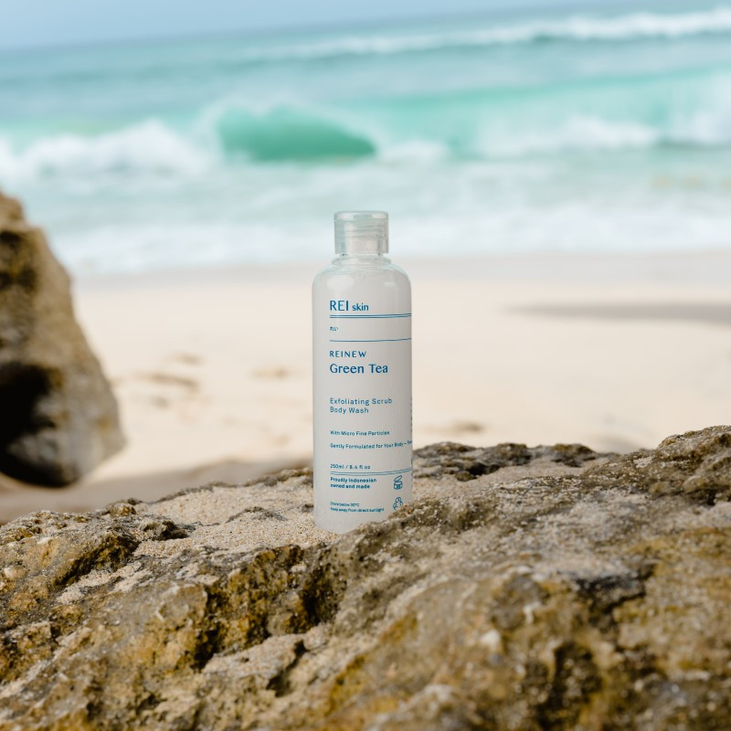 Jual Rei Skin Reinew Green Tea Gentle Exfoliating Scrub Body Wash